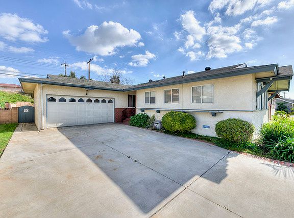3rd image of 14442 Plantana Dr