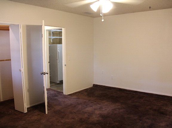 5th image of 4527 Leddy Dr