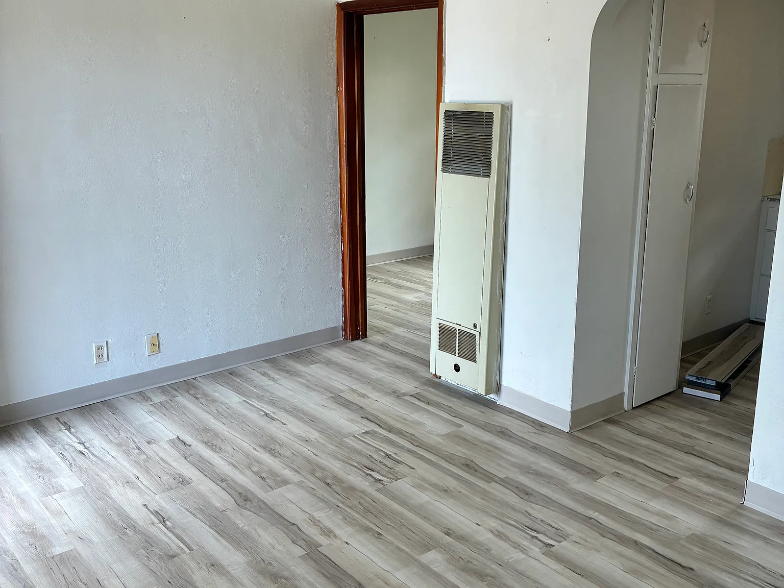 1 bed, 2772 sqft, $700 — Photo 3