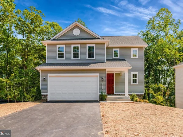 2889 White Tail Dr, Locust Grove, VA 22508