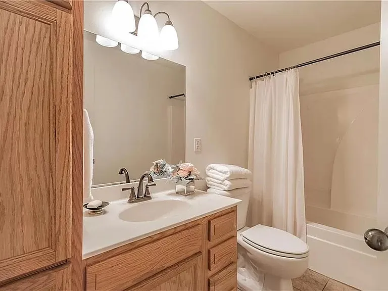 4607 SW Limestone Ave — Photo 18