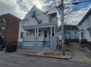 8 Mawney St, Providence, RI 02907