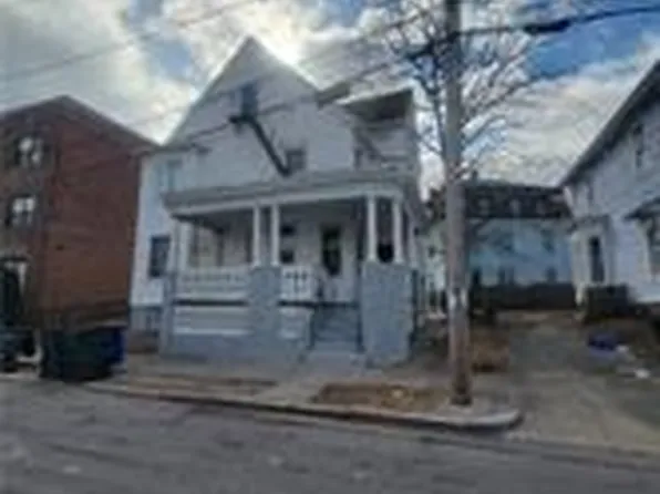 8 Mawney St, Providence, RI 02907