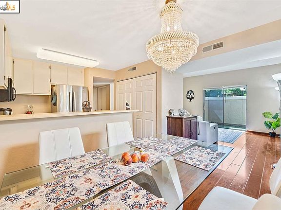 5th image of 691 Palomino Dr #A