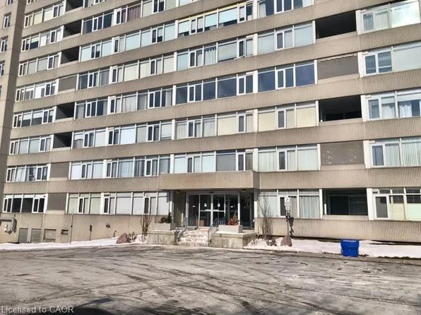 40 Harrisford St #103, Hamilton, ON L8K 6N1