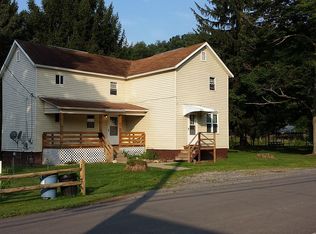 105 Jackson St, Reynoldsville, PA 15851