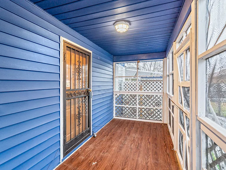 2603 Louise Ave — Photo 2