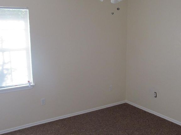 5th image of 1516 NE 33rd St