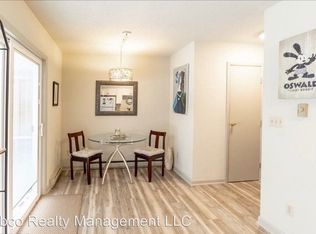 2527 Carnegie Dr, State College, PA 16803