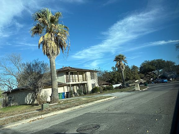 4th image of 4519 Buckmoor St