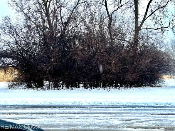 0 Coral Gables St, Southfield, MI 48076