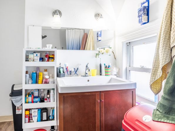 bridgeport-connecticut-2054938373 picture