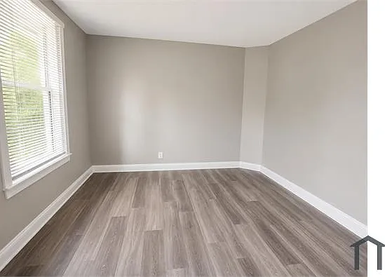 2626 Brookside Ave — Photo 15