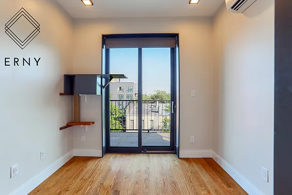 Rented by ERNY LLC | media 45