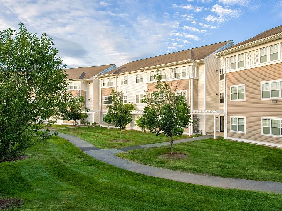 Lush Green Lawns and Manicured Landscaping