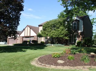 6872 Heatheridge Dr, Saline, MI 48176