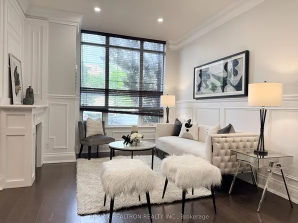 274 Duplex Ave, Toronto, ON M2M 4G6