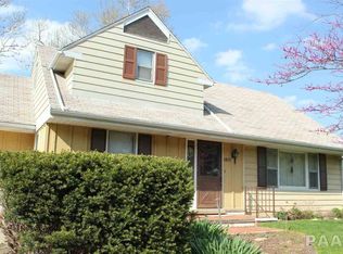 1817 W Lake Ave, Peoria, IL