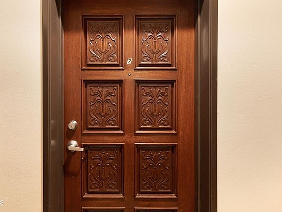 2nd image of 5254 Corteen Pl #7