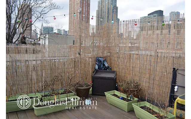 Rented by Douglas Elliman | media 16