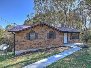 10117 Oakwinds Cir, Bristol, VA 24202