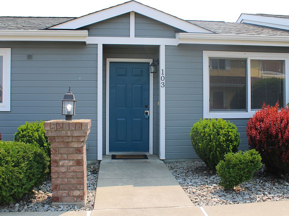 1st image of 1227 N Western Ave #103