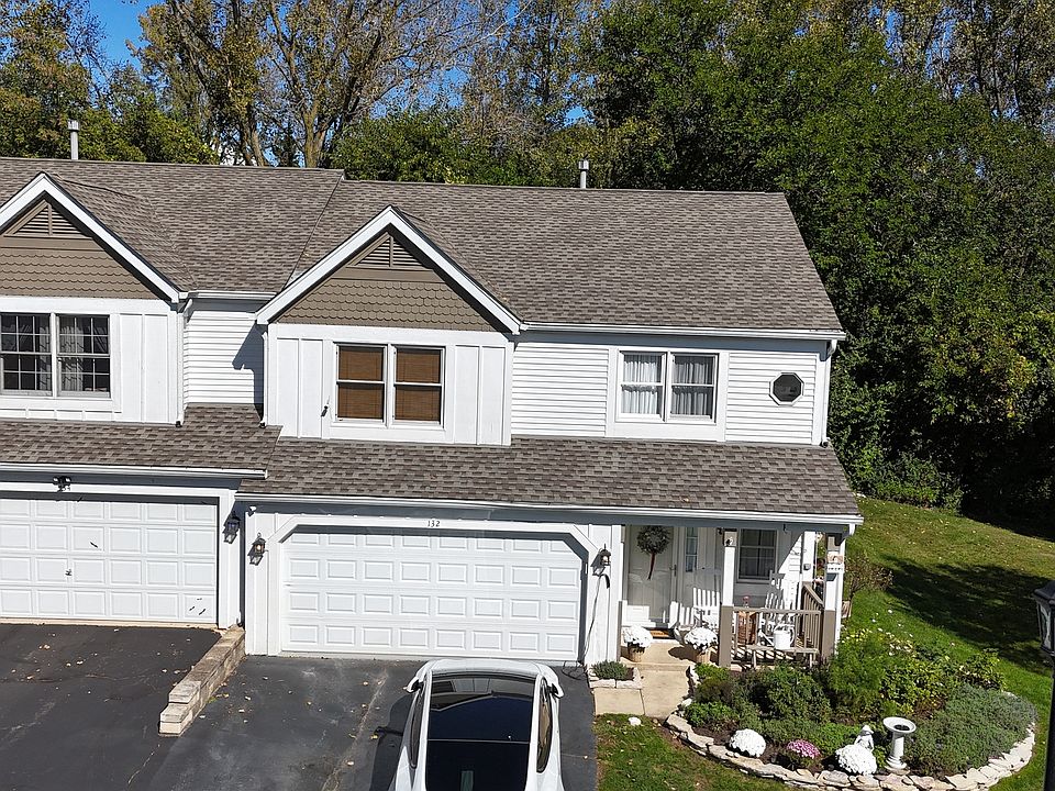 1st image of 132 Spring Ct N #132