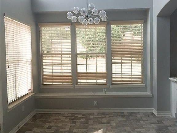 4th image of 3413 Mary Ct