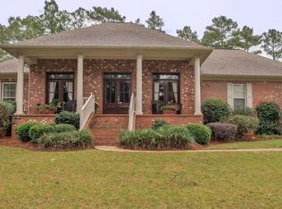 9 Edgewater Point, Hattiesburg, MS 39402