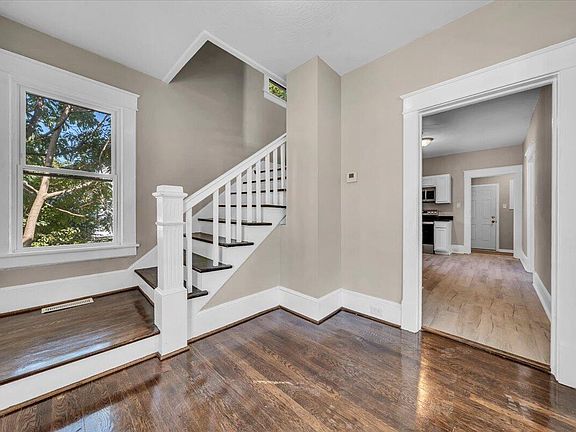 5th image of 1624 Carroll Ave NW