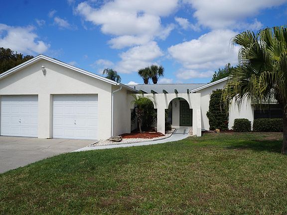 2nd image of 401 Pineview Dr
