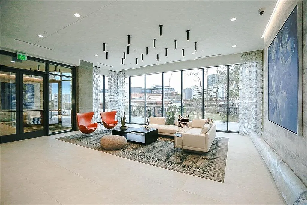 1 bed, 1.0 bath, $1,800 — Photo 3
