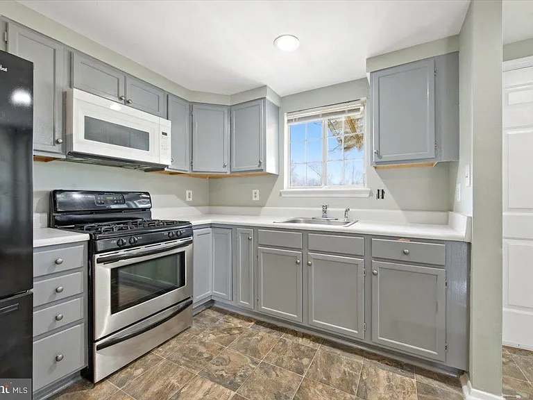 3426 Round Rd — Photo 8
