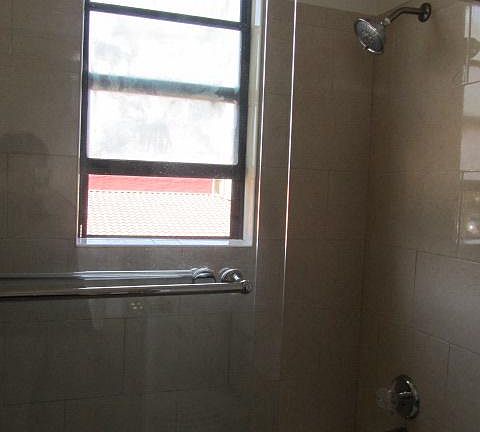 2nd image of 346 N Vermont Ave APT 202