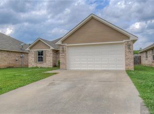 1690 S Reunion Dr, Shreveport, LA 71118