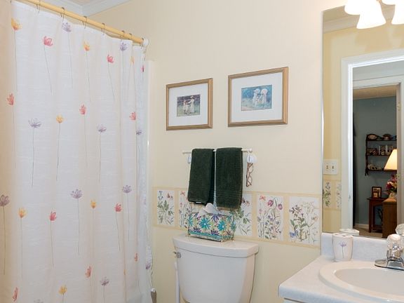 3rd image of 3585 Irvin Dr