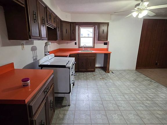 2nd image of 307 S Eagle St APT 1