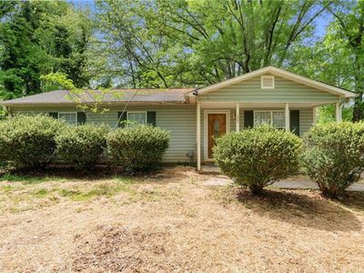 606 Voss St, Winston Salem, NC, 27105