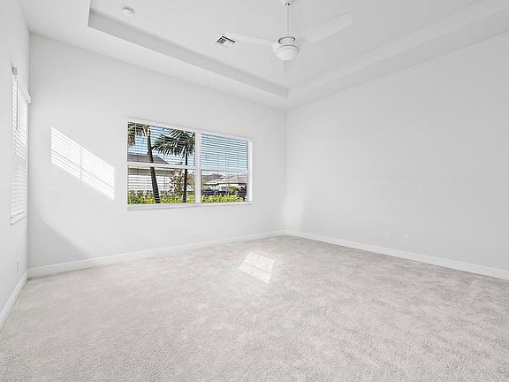 5th image of 12541 Nautilus Cir