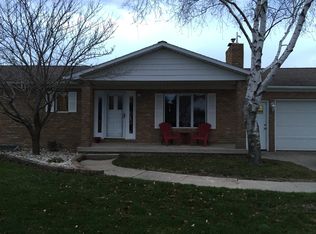 1141 N Callahan Rd, Essexville, MI 48732