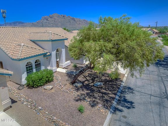 2nd image of 1452 W Sunridge Dr