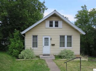 1140 N 6th Ave E, Duluth, MN 55805