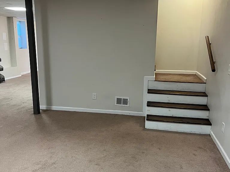 LOWER LEVEL