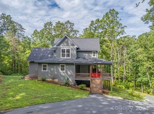 1396 Braewick Rd, Tryon, NC 28782