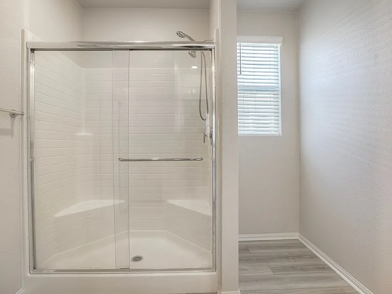 40530 Melrose Dr — Photo 27