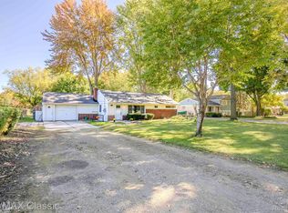 9220 N Canton Center Rd, Plymouth, MI 48170