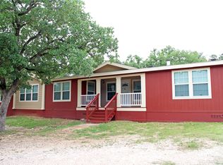 154 Thunderbird Dr, Smithville, TX 78957
