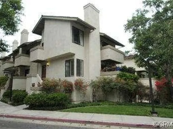 109 Harbor Woods Pl, Newport Beach, CA 92660