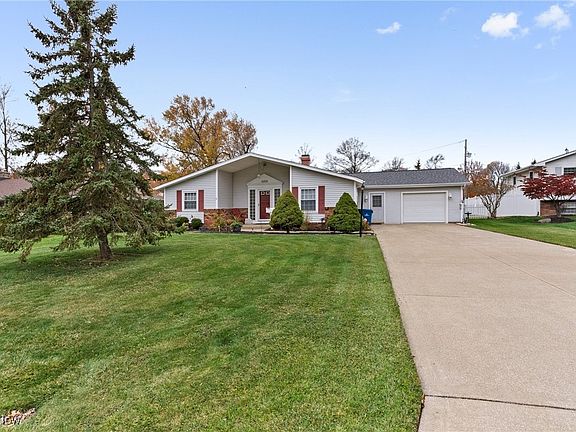 2nd image of 6058 Cedarwood Rd