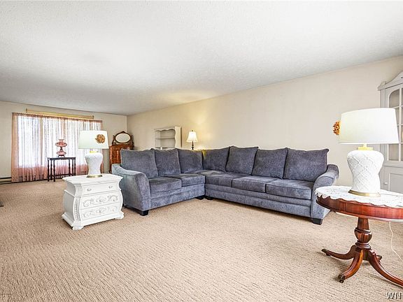 5th image of 6915 Cole Rd